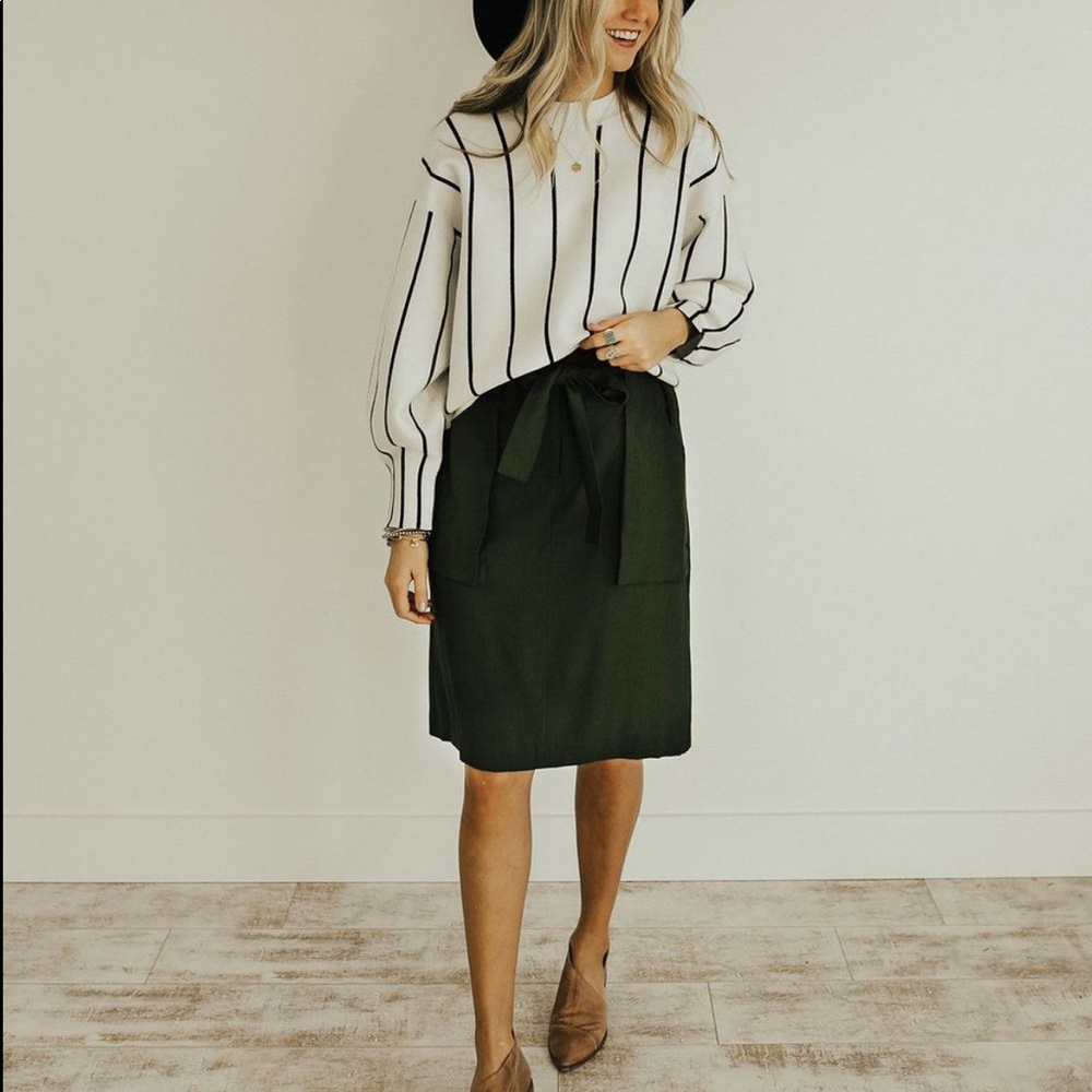 NWOT ROOLEE green paper bag skirt